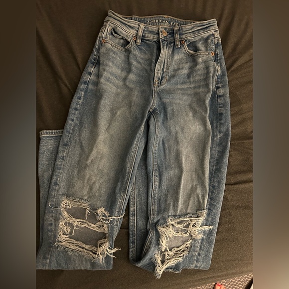American Eagle Strigid Jeans - Picture 2 of 4